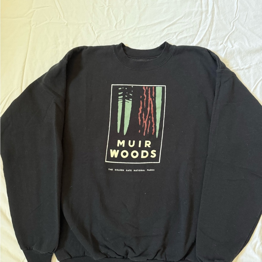 Hanes Black Crewneck Sweater with Muir Woods Graphic
